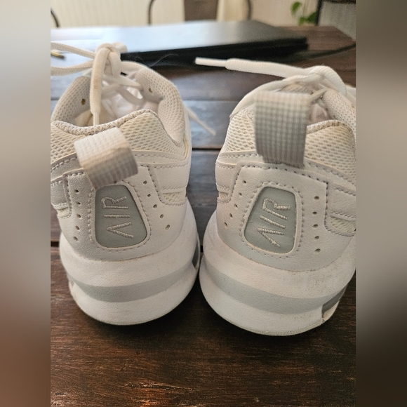 Women's Nike Air Max - Picture 5 of 10